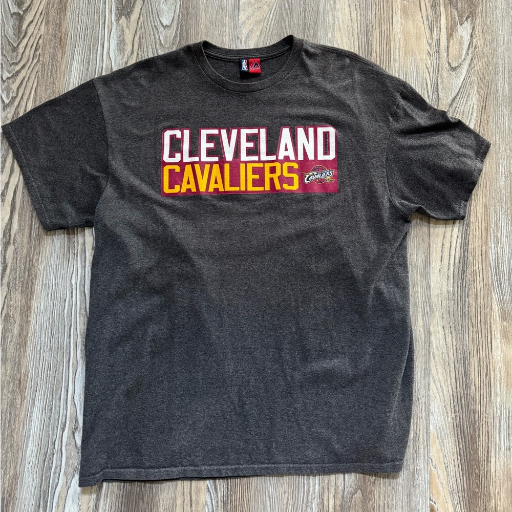 USED - Cleveland Cavs LeBron James Shirt